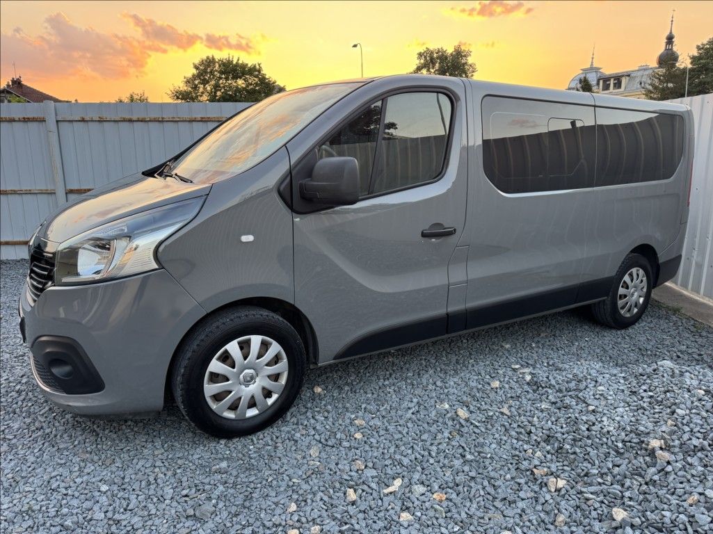 Renault Trafic, 1,6 DCi 8míst WEBASTO tažné ČR - fotka 3