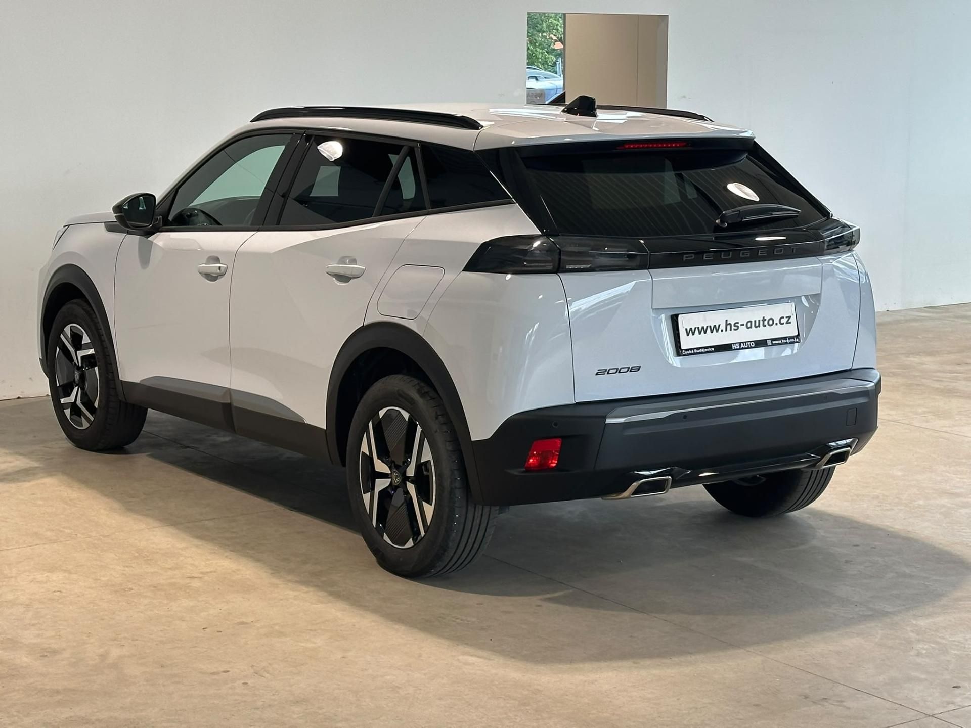 Peugeot 2008, 1.2 PureTech,130HP,automat - fotka 6