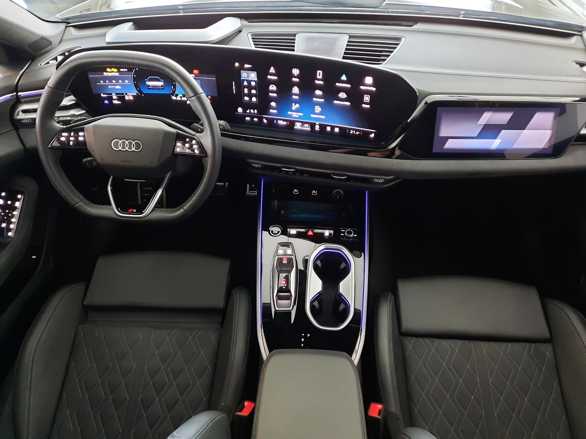 Audi A6 Avant, 3.0 TFSI quattro (270kW/367k) - fotka 5