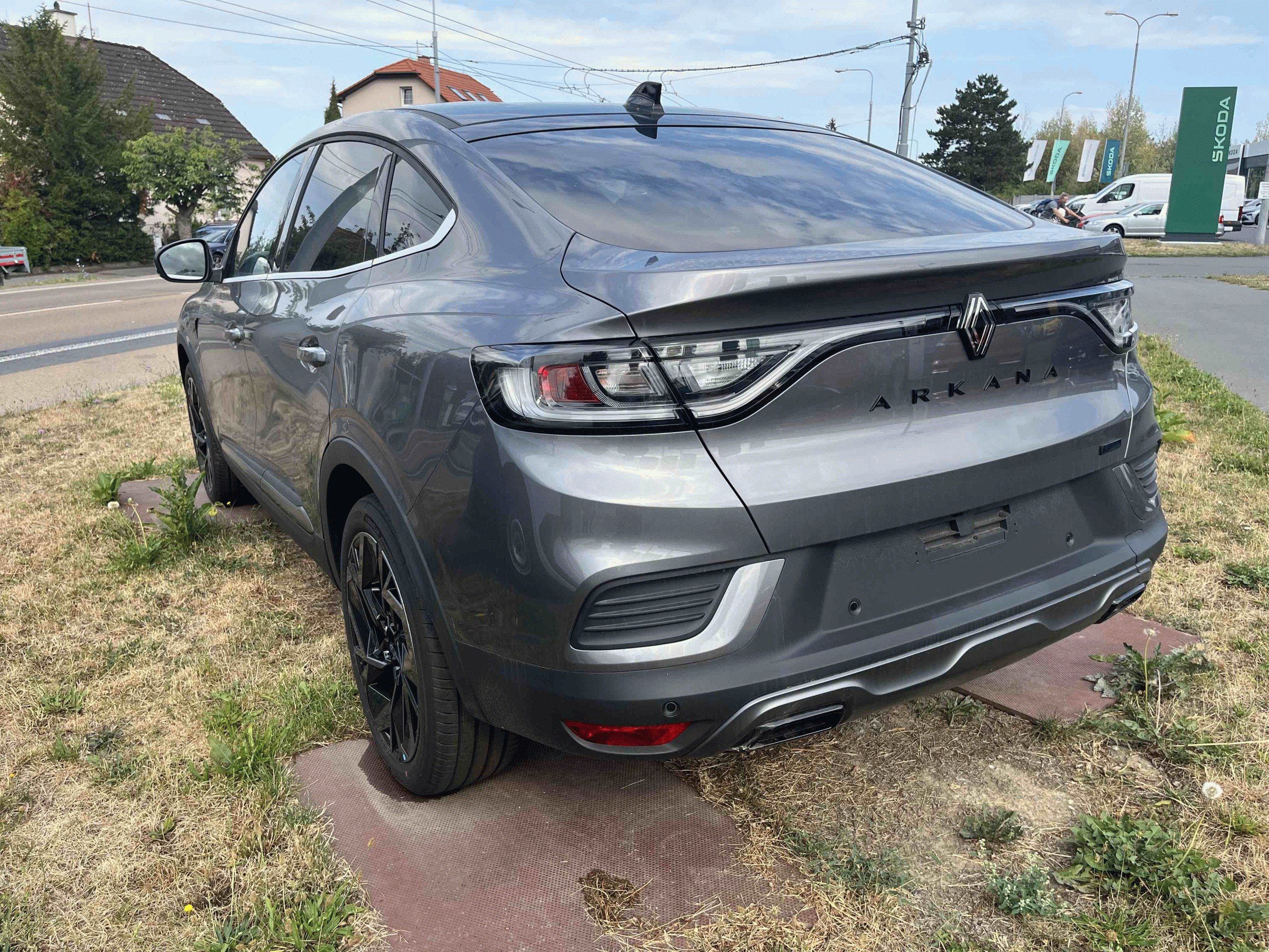 Renault Arkana, esprit Alpine E-Tech full hybr - fotka 6