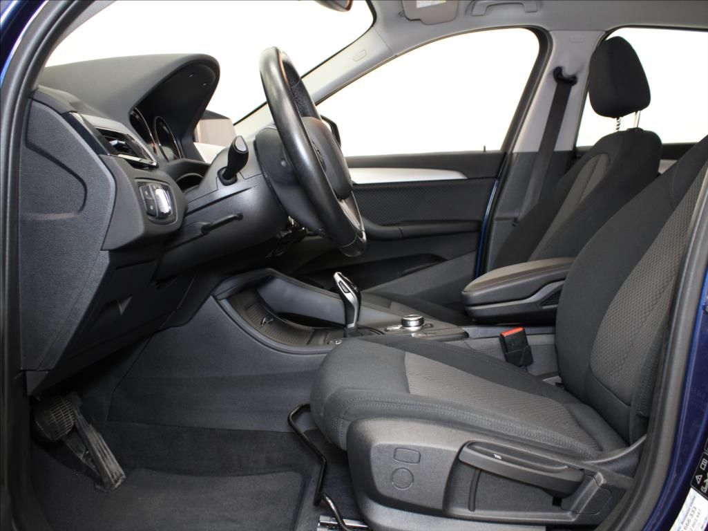 BMW X1, 2,0 18d 4x4 AT Navi 126tkm.ČR - fotka 6