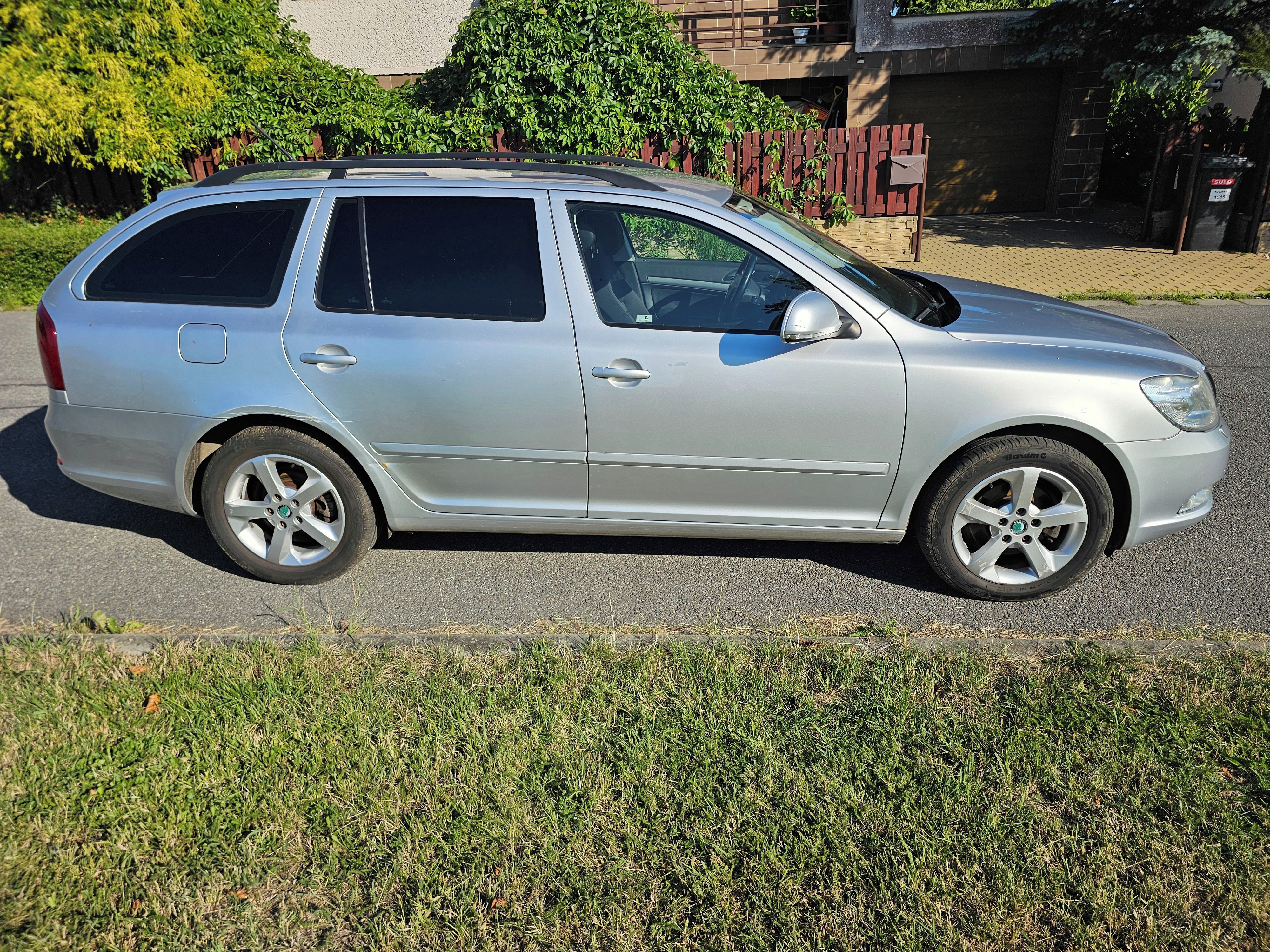 Škoda Octavia, Octavia 2  1,6TDi - fotka 4