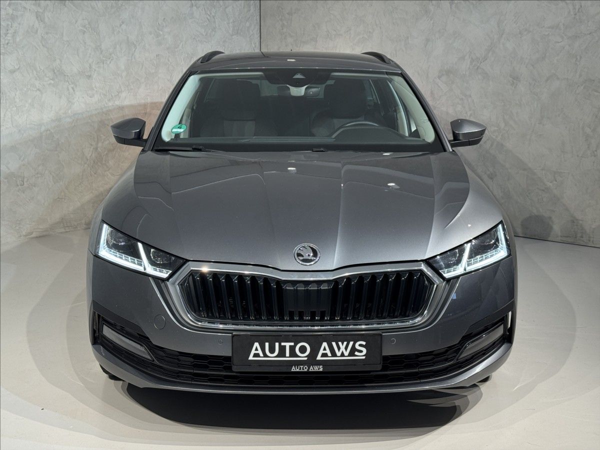 Škoda Octavia, 2,0 TDi  DSG Tour Virtual LED - fotka 2
