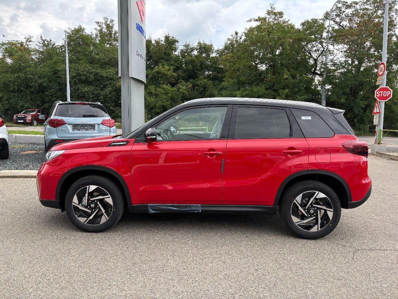 Suzuki Vitara, 4x4 automat Elegance - fotka 4
