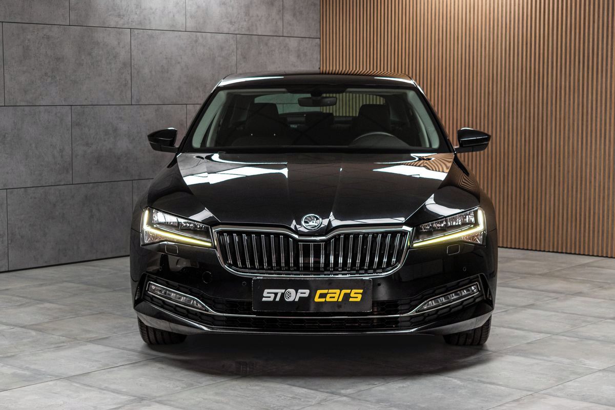 Škoda Superb, 1.5 TSI STYLE*VIRTUAL*ČR 1.MAJ - fotka 2