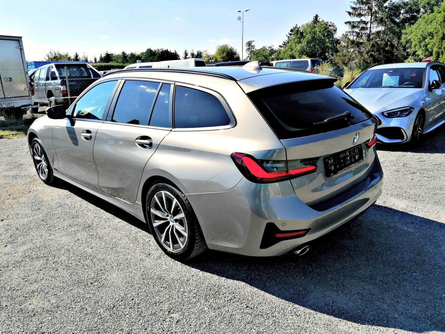 BMW Řada 3, 2.0 318D A/T Kůže - fotka 5