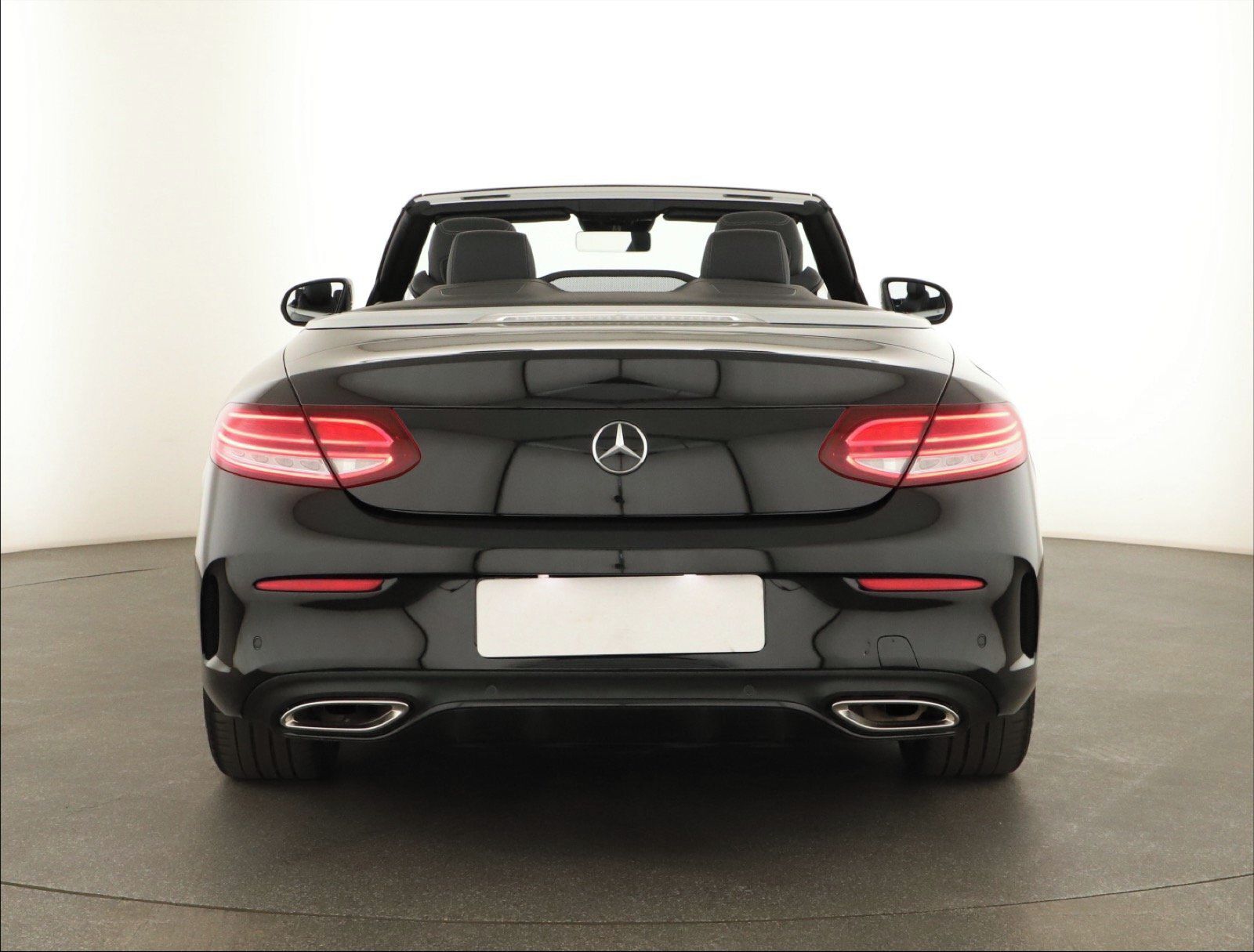 Mercedes-Benz Třídy C, 300, AMG Paket - fotka 4
