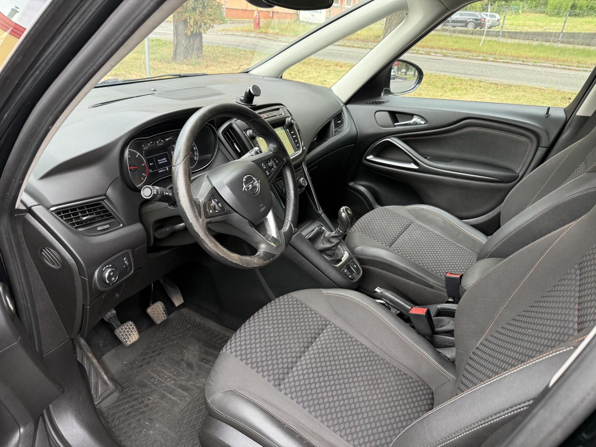 Opel Zafira, 2.0 - fotka 4