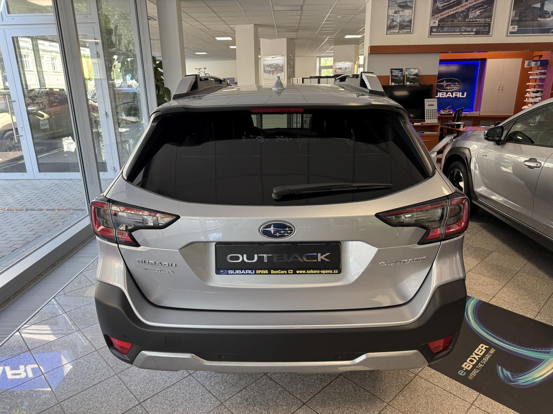 Subaru Outback, 2.5i-T Touring Lineartronic - fotka 3
