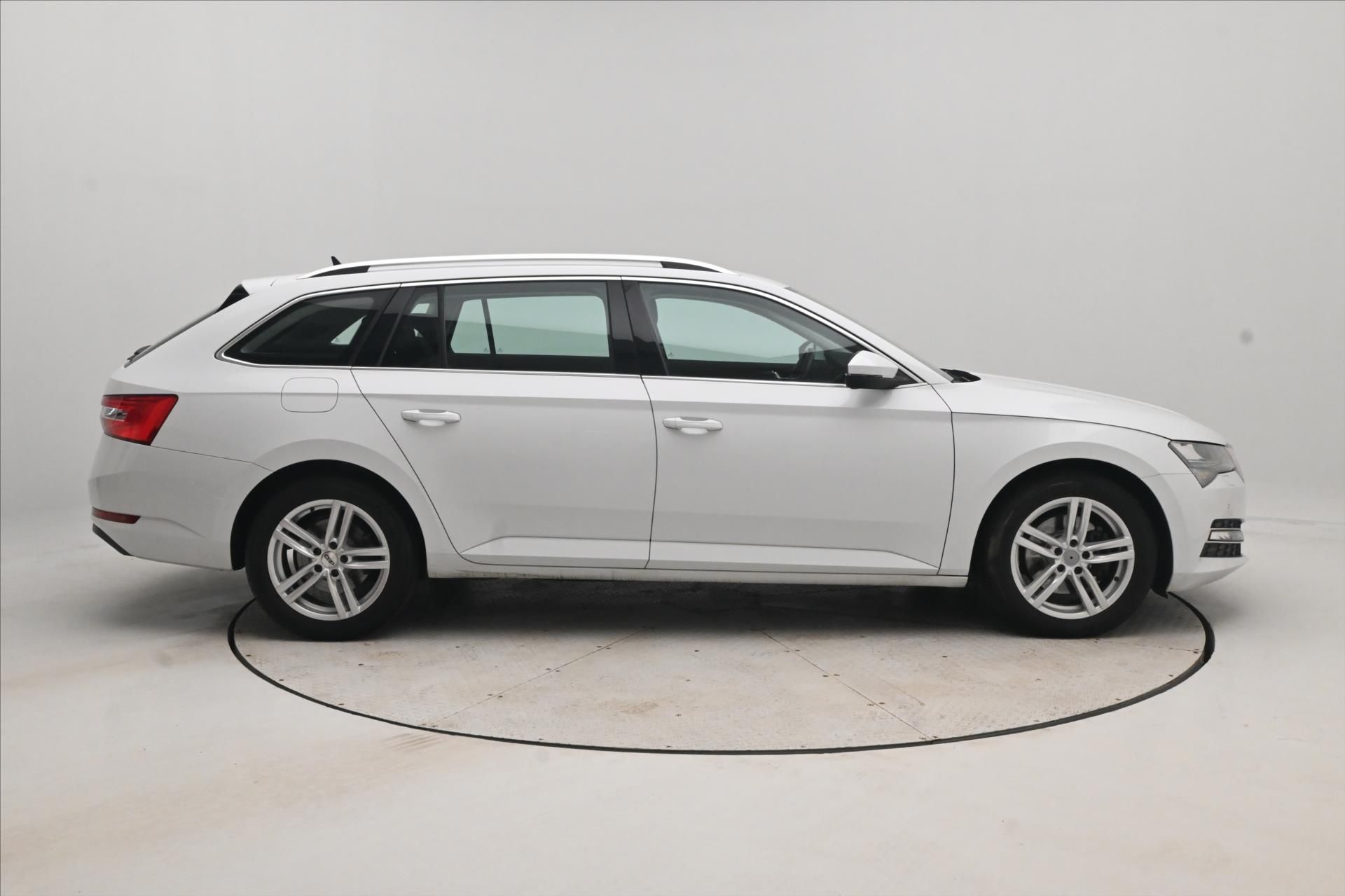 Škoda Superb, 2,0 TDI 110kW Style DSG Záruka - fotka 4