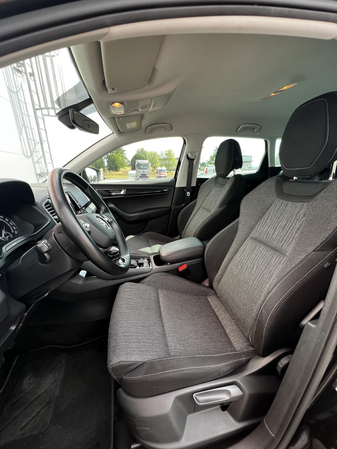 Škoda Karoq, 1.5TSI DSG 110kW Style TZ - fotka 6