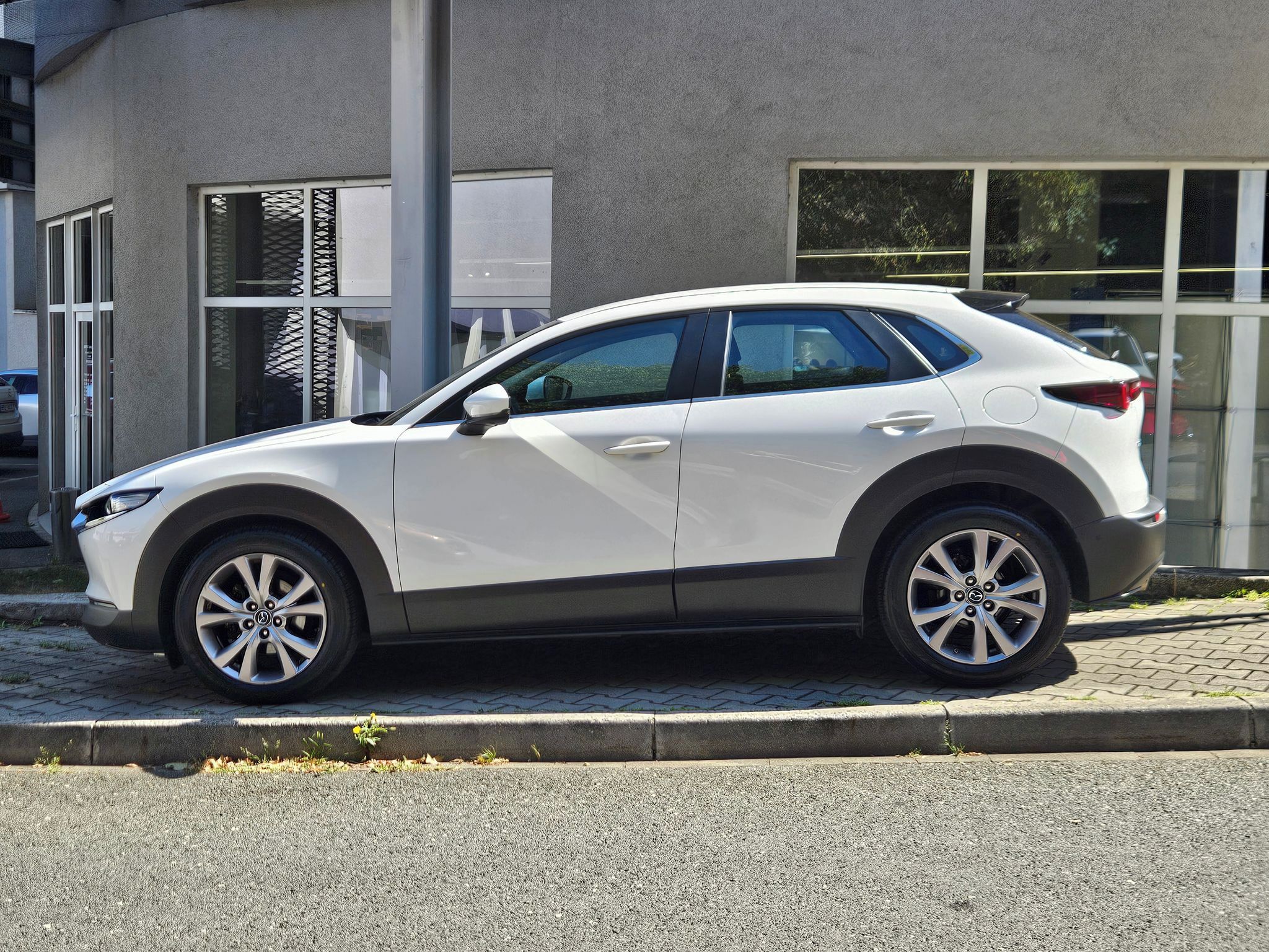 Mazda CX-30, 2,0L SKYACTIV-G 90kW,výb. Plus - fotka 2