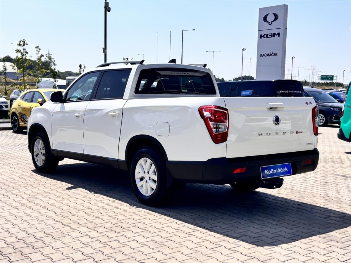 KGM Musso Grand, 2,2 e-XDI Style 4WD 148kW - fotka 3
