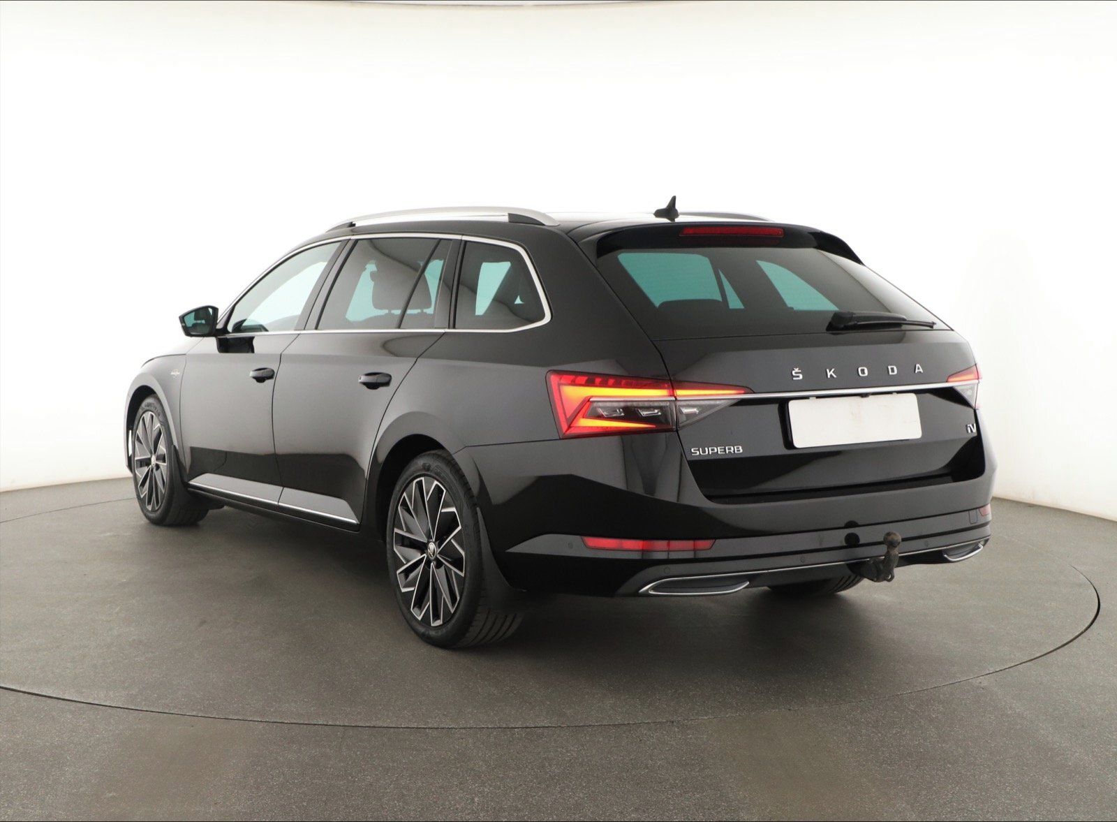 Škoda Superb, iV 1.4 TSI PHEV - fotka 4