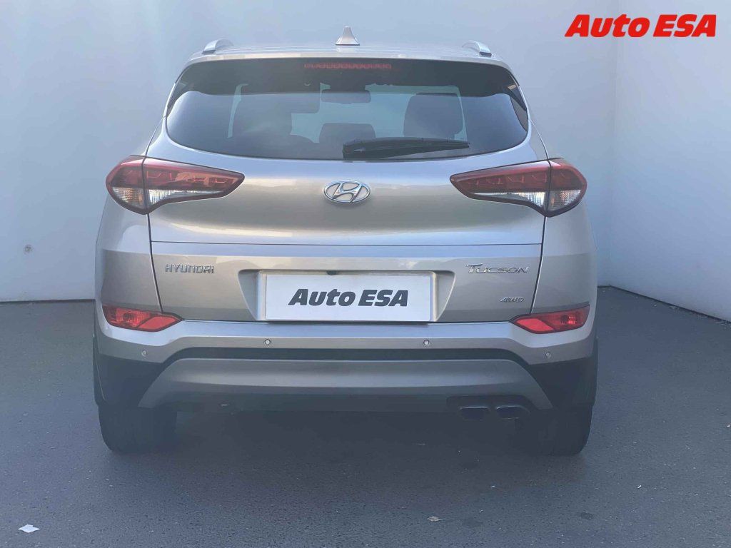 Hyundai Tucson, 1.6,ČR - fotka 5