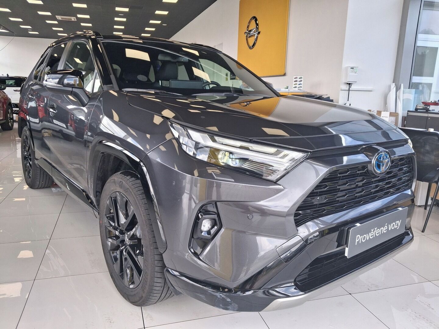 Toyota Rav4, 2.5HEV 131kW 2025 - fotka 3
