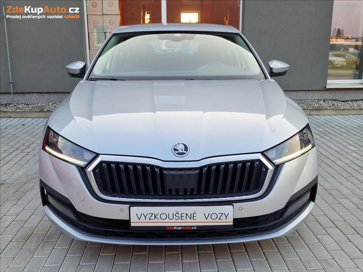 Škoda Octavia, 2.0TDI DSG Ambition,ČR,1.Maj. - fotka 4