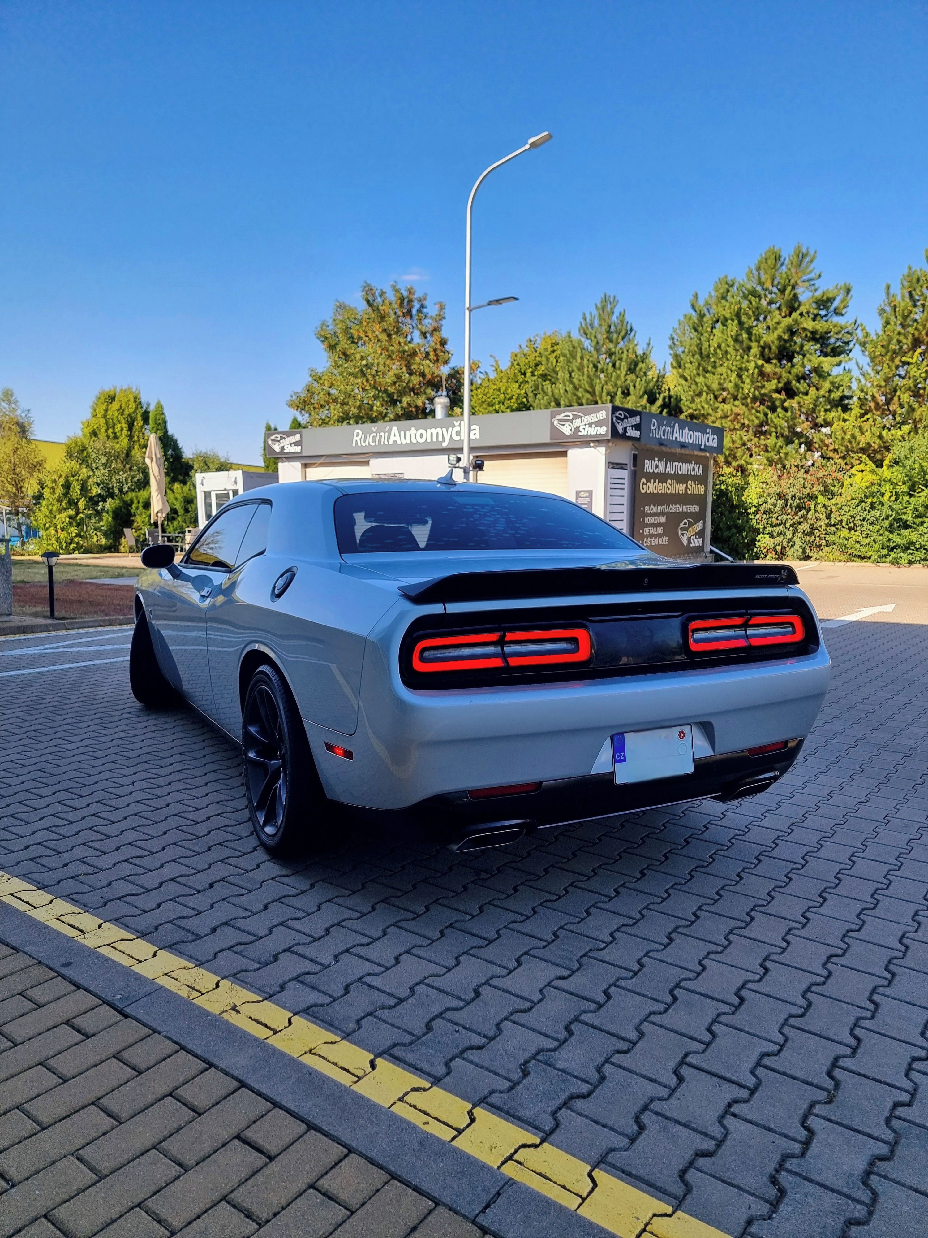 Dodge Challenger, SRT392 6,4l V8 odpočet DPH - fotka 5