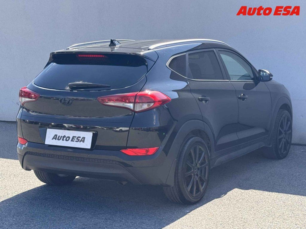 Hyundai Tucson, 1.7 CRDi,2.maj,ČR - fotka 6