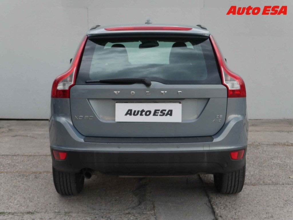 Volvo XC60, 2.4d AWD - fotka 5