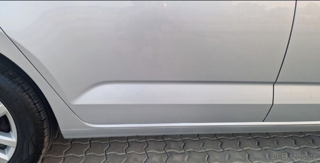 Volkswagen Touran, 2.0 TDI 110kw, ser.za 77.tiskč - fotka 6