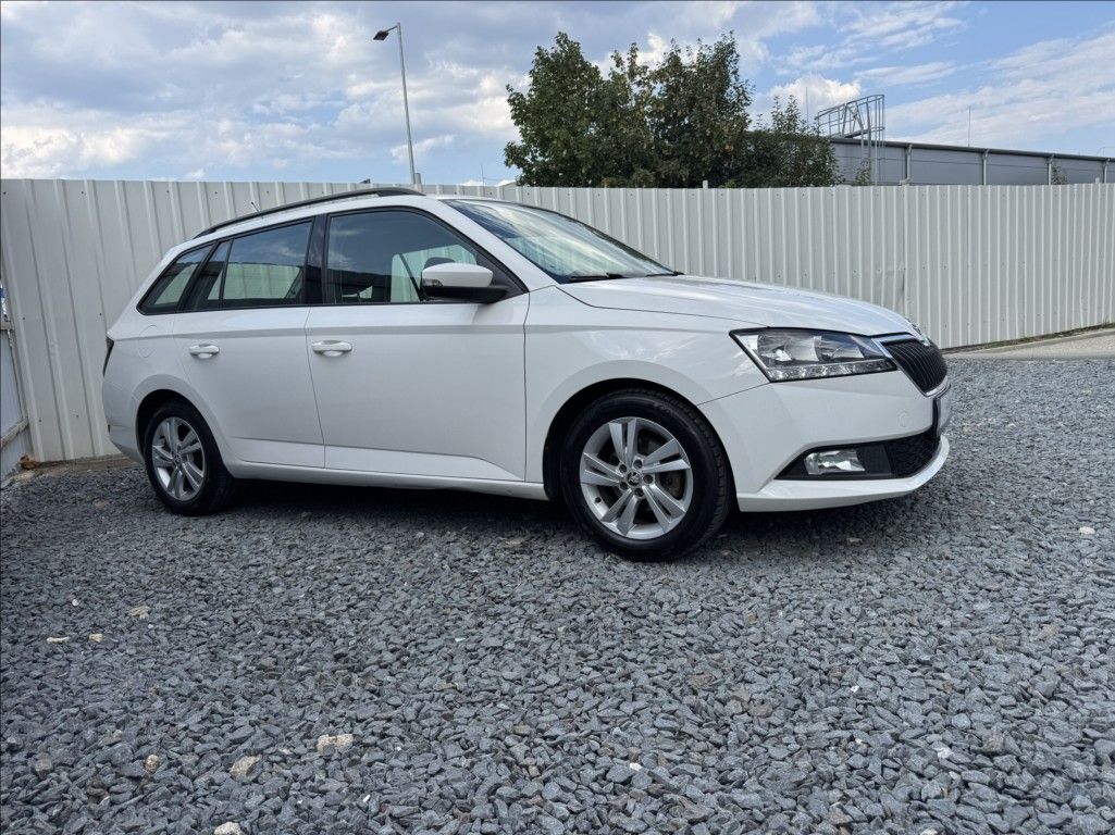 Škoda Fabia, 1,0 TSI DPH tažné 1maj původČR