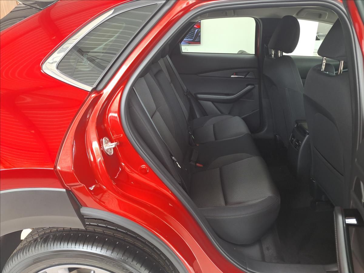 Mazda CX-30, 2.5 G 140k 6AT FWD Exclusive-L - fotka 5