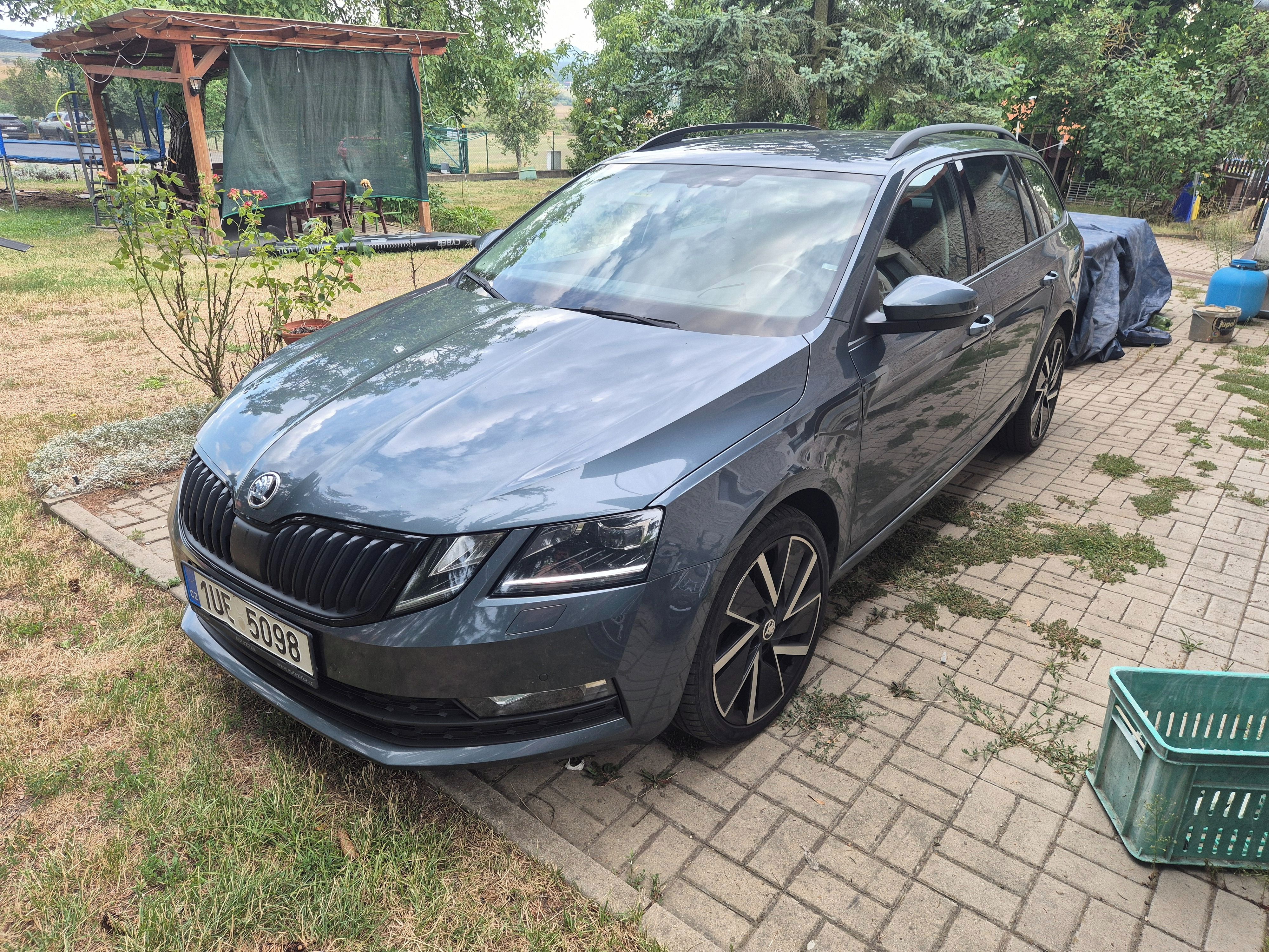 Škoda Octavia, Škoda Octavia III FL 2.0 TDI - fotka 4