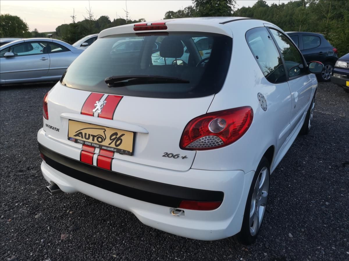 Peugeot 206, 1,4 8V Street Racing - fotka 2