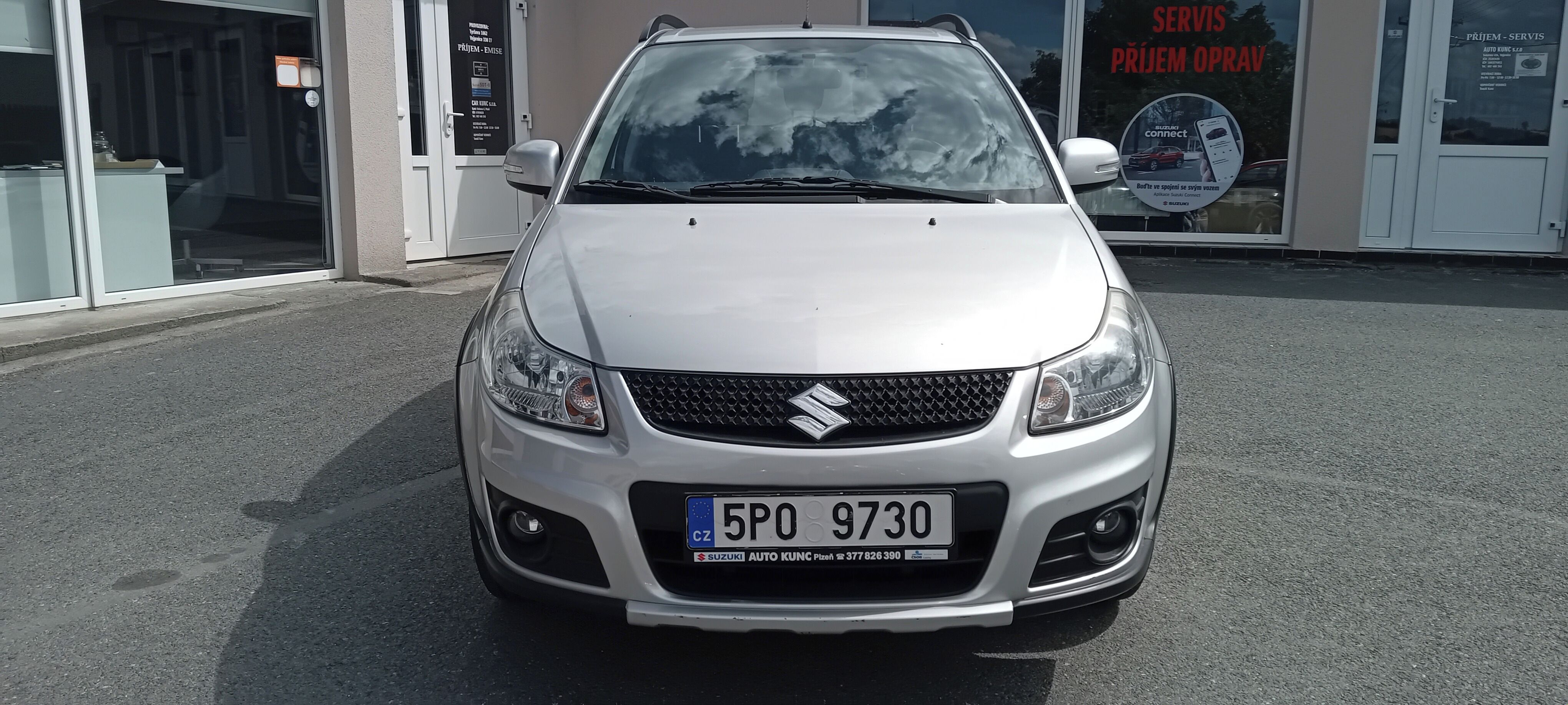 Suzuki SX4, 4x4,AUTKlima,2 sada kol - fotka 4