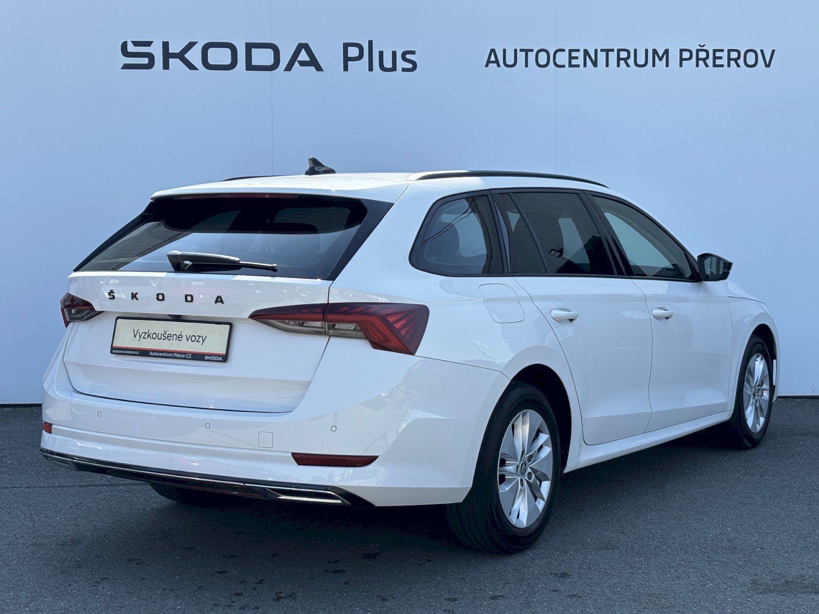 Škoda Octavia, 2.0 TDI 85kW Ambition Plus Nez - fotka 2