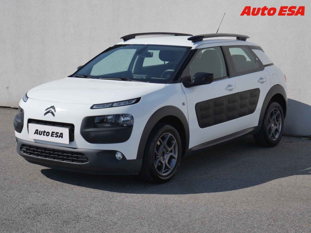 Citroën C4 Cactus, 1.2,1.maj,ČR,autoAC,temp - fotka 3
