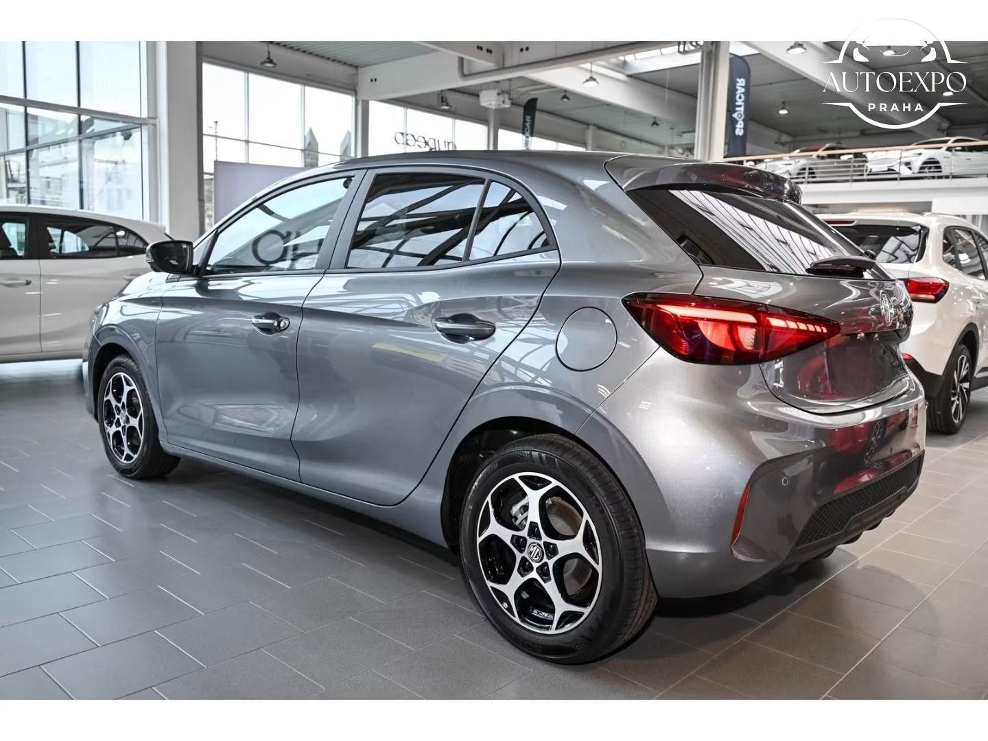 MG MG3, 3 Hybrid Luxury - fotka 3