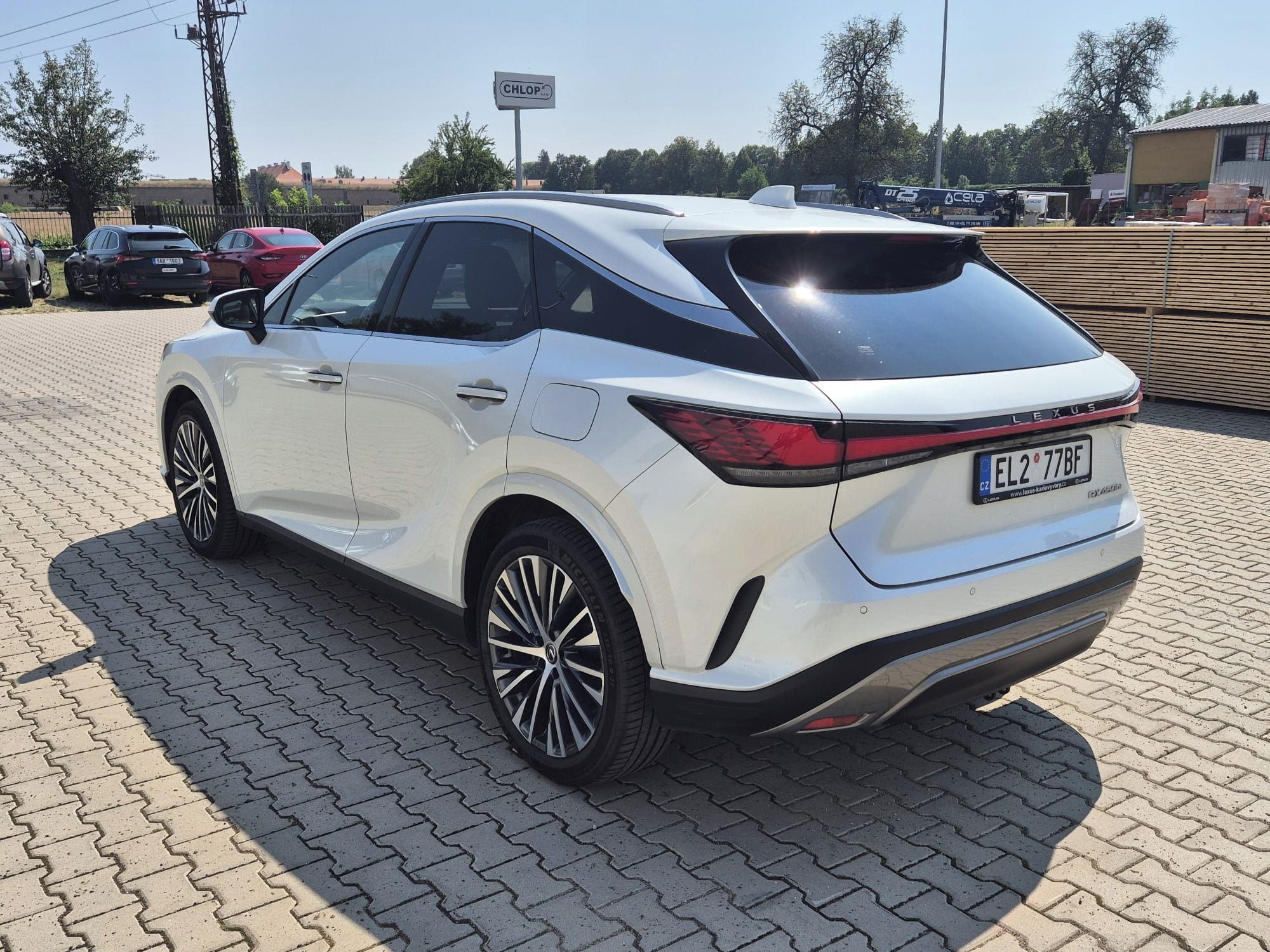Lexus RX - fotka 4