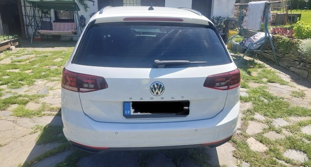 Volkswagen Passat, VW Passat 2,0 TDi - fotka 2