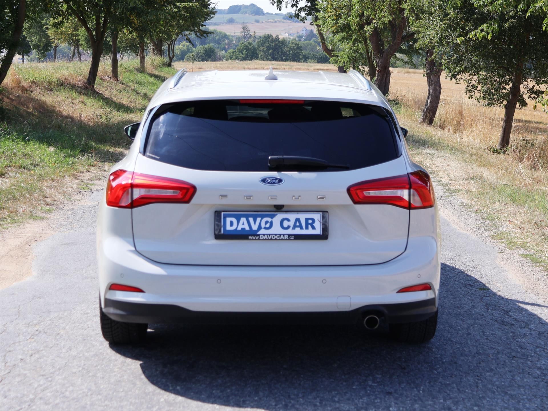 Ford Focus, 1,5 Titanium X CZ 1.Maj. DPH - fotka 5