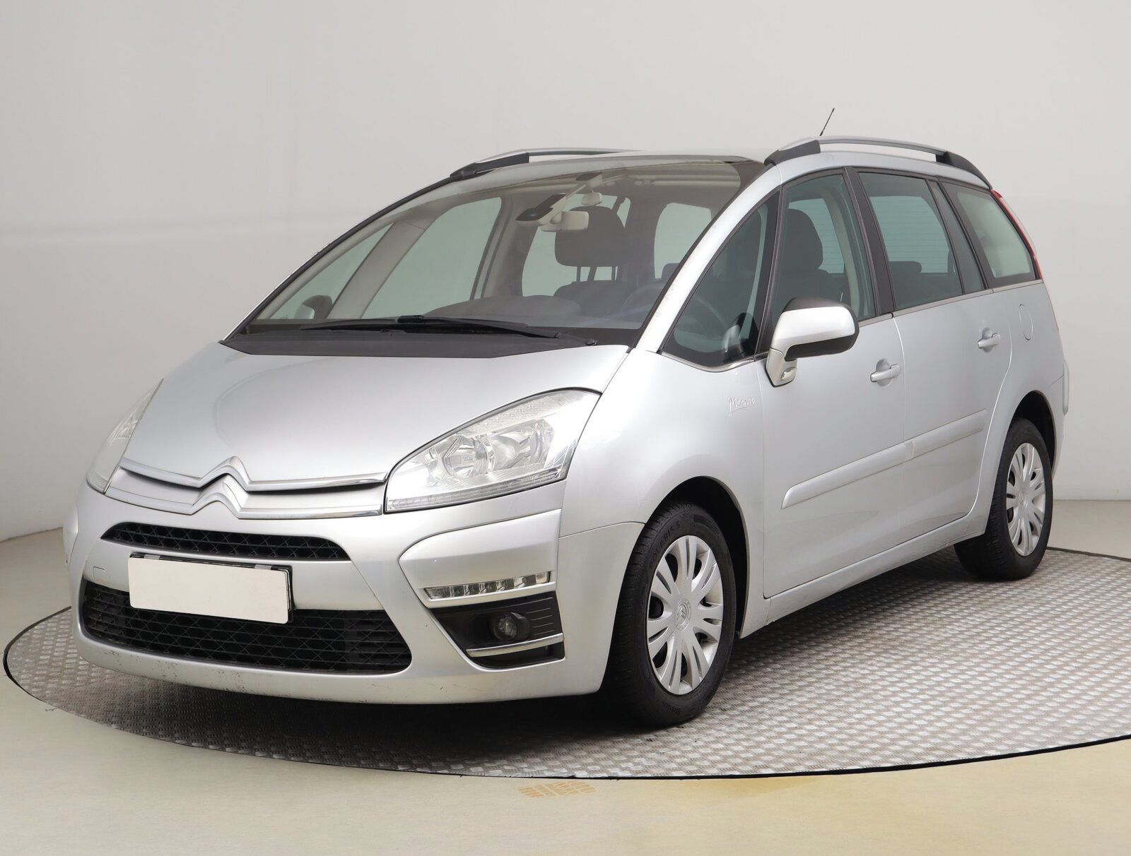 Citroën Grand C4 Picasso, 2.0 HDI, 7 míst - fotka 2