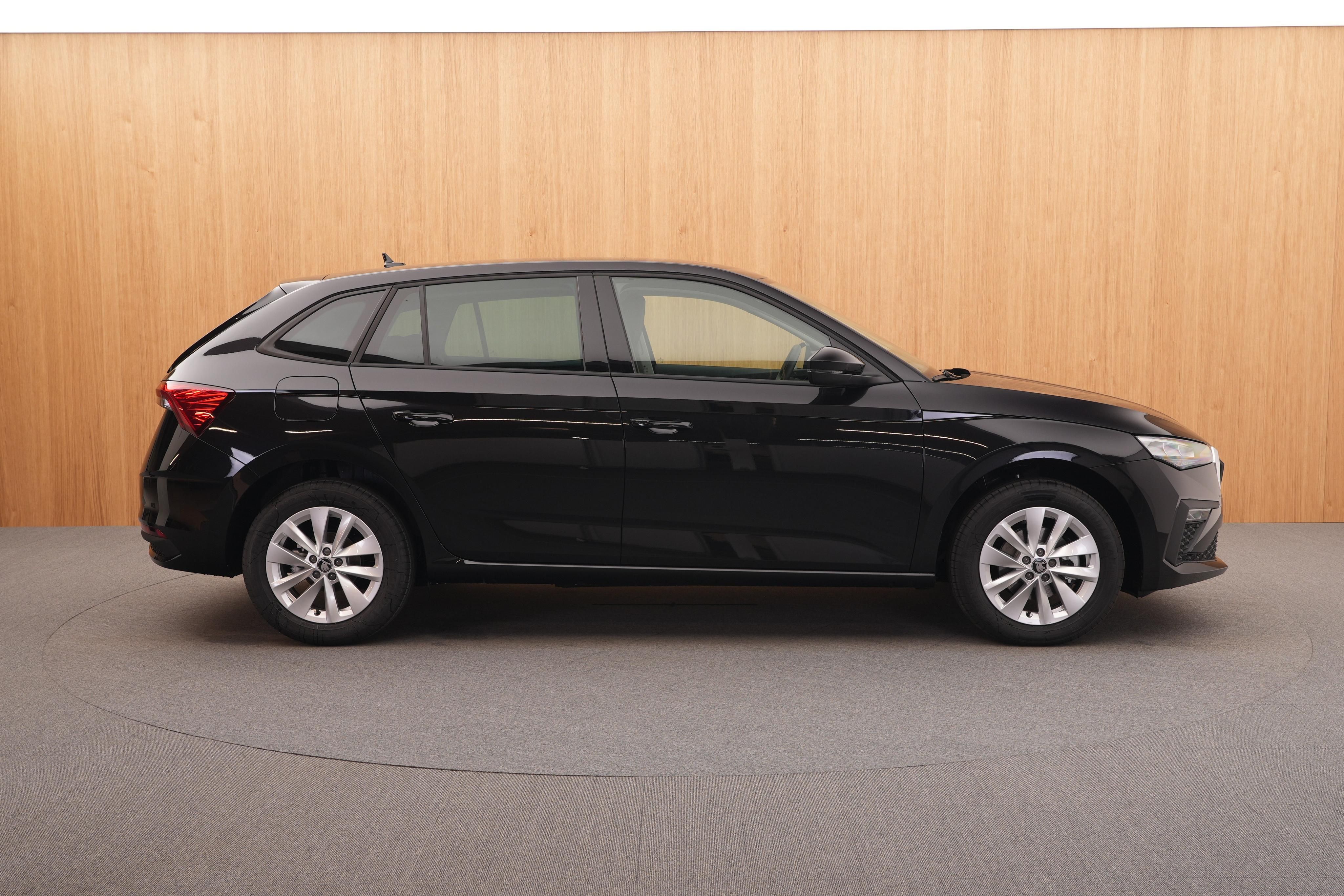 Škoda Scala, Extra 1.0 TSI 6M - fotka 5