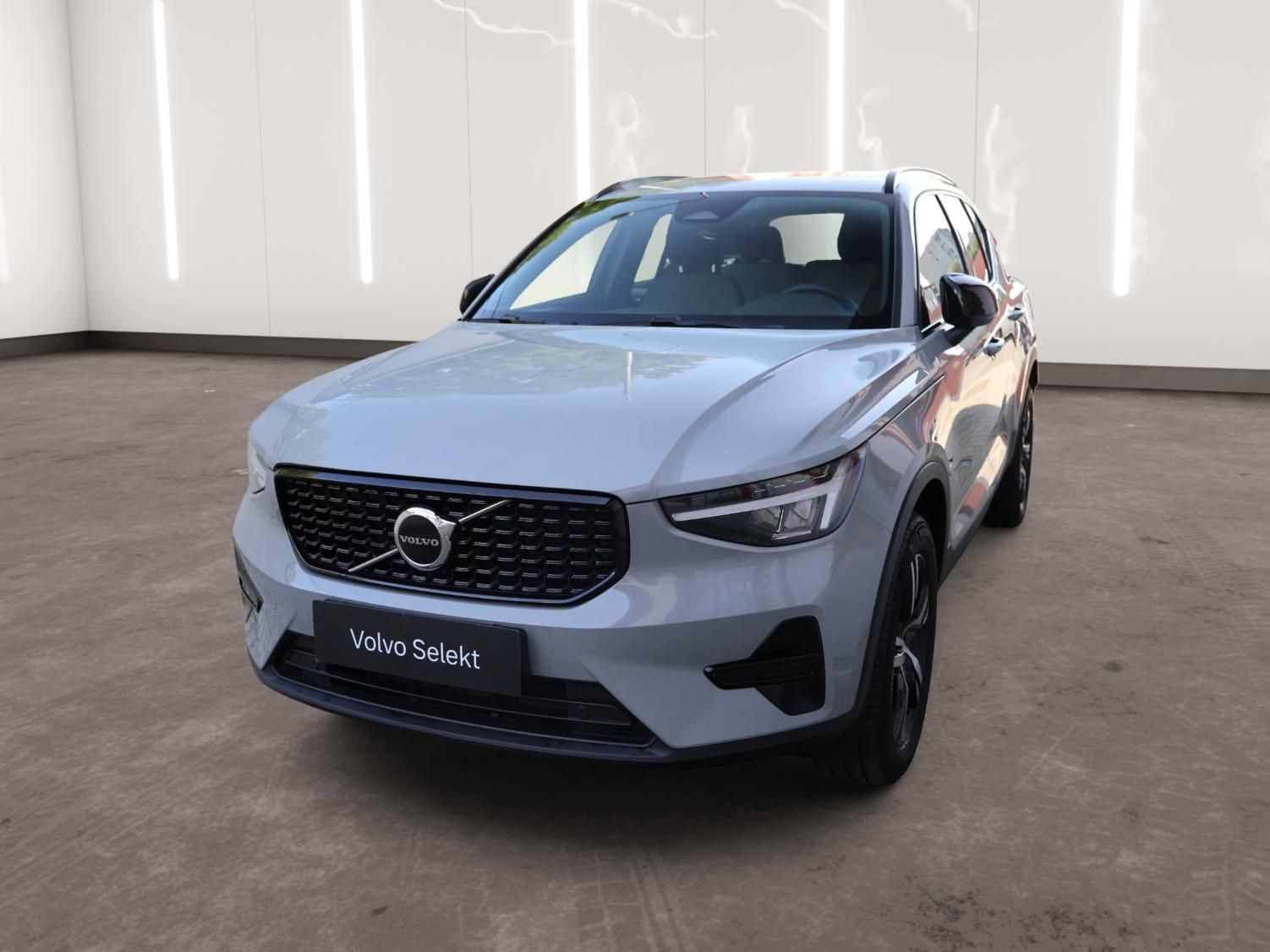 Volvo XC40, Plus, B3 Mild hybrid