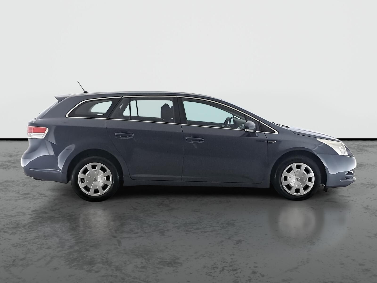Toyota Avensis, 1.8 Valvematic, Serv.kniha - fotka 6