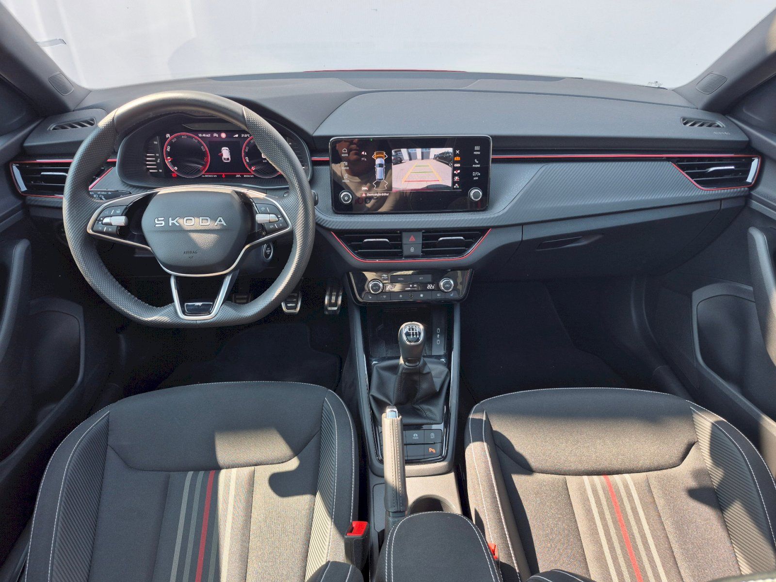 Škoda Scala, Monte Carlo 1.0 TSI 85 kW - fotka 5