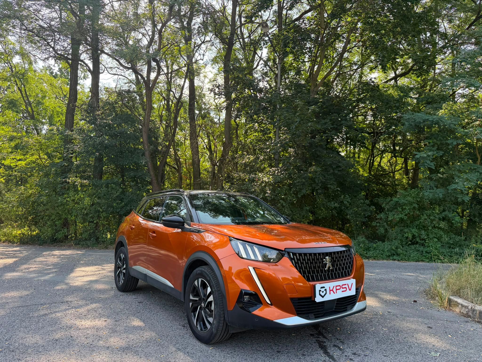 Peugeot 2008, GT LINE,130 koní, Automat 8st. - fotka 3