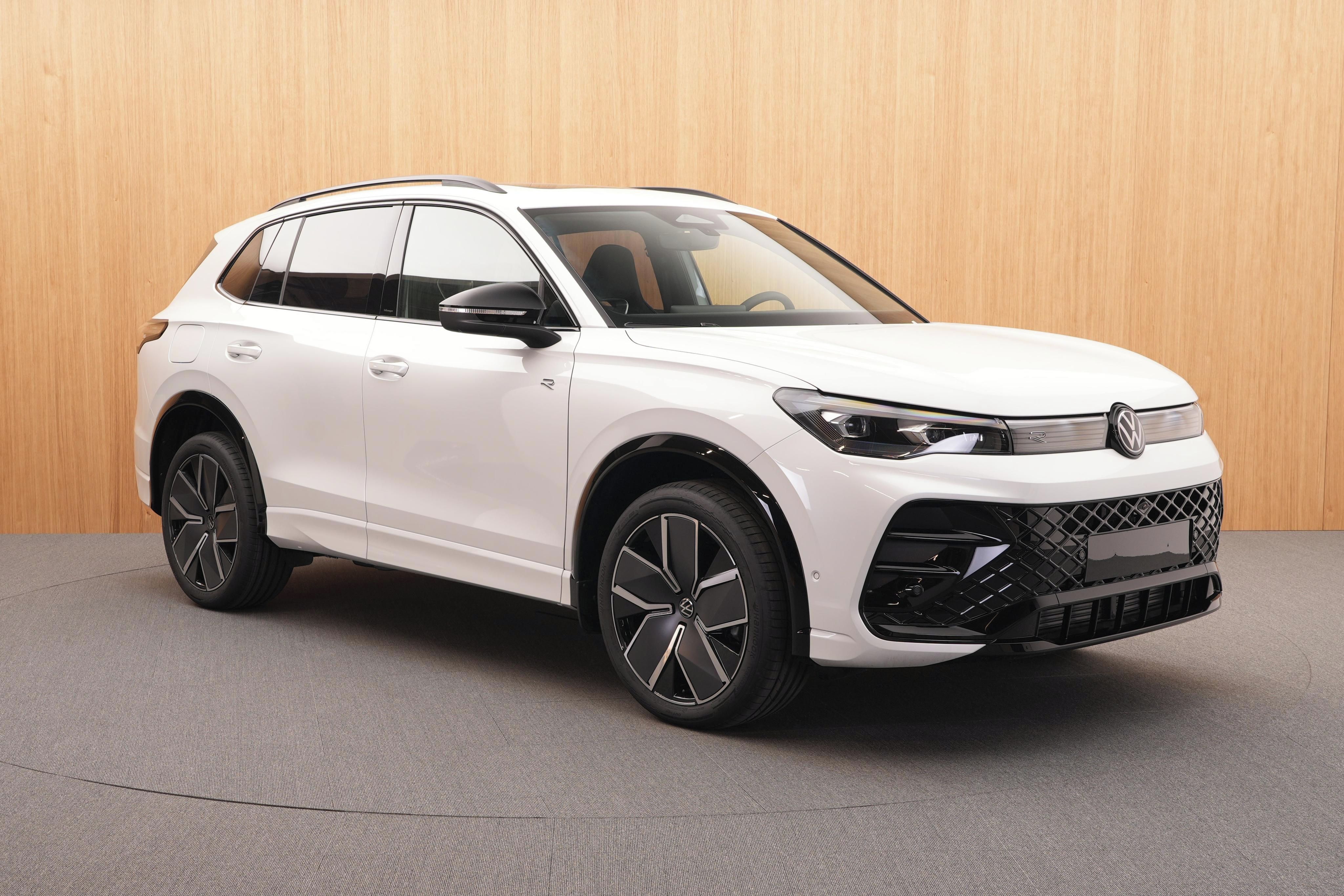 Volkswagen Tiguan, R-Line Edition 2.0 TDI 4x4 DSG - fotka 6