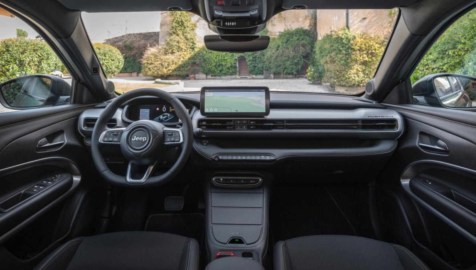 Jeep Avenger, 85th Anniversary e-Hybrid - fotka 4
