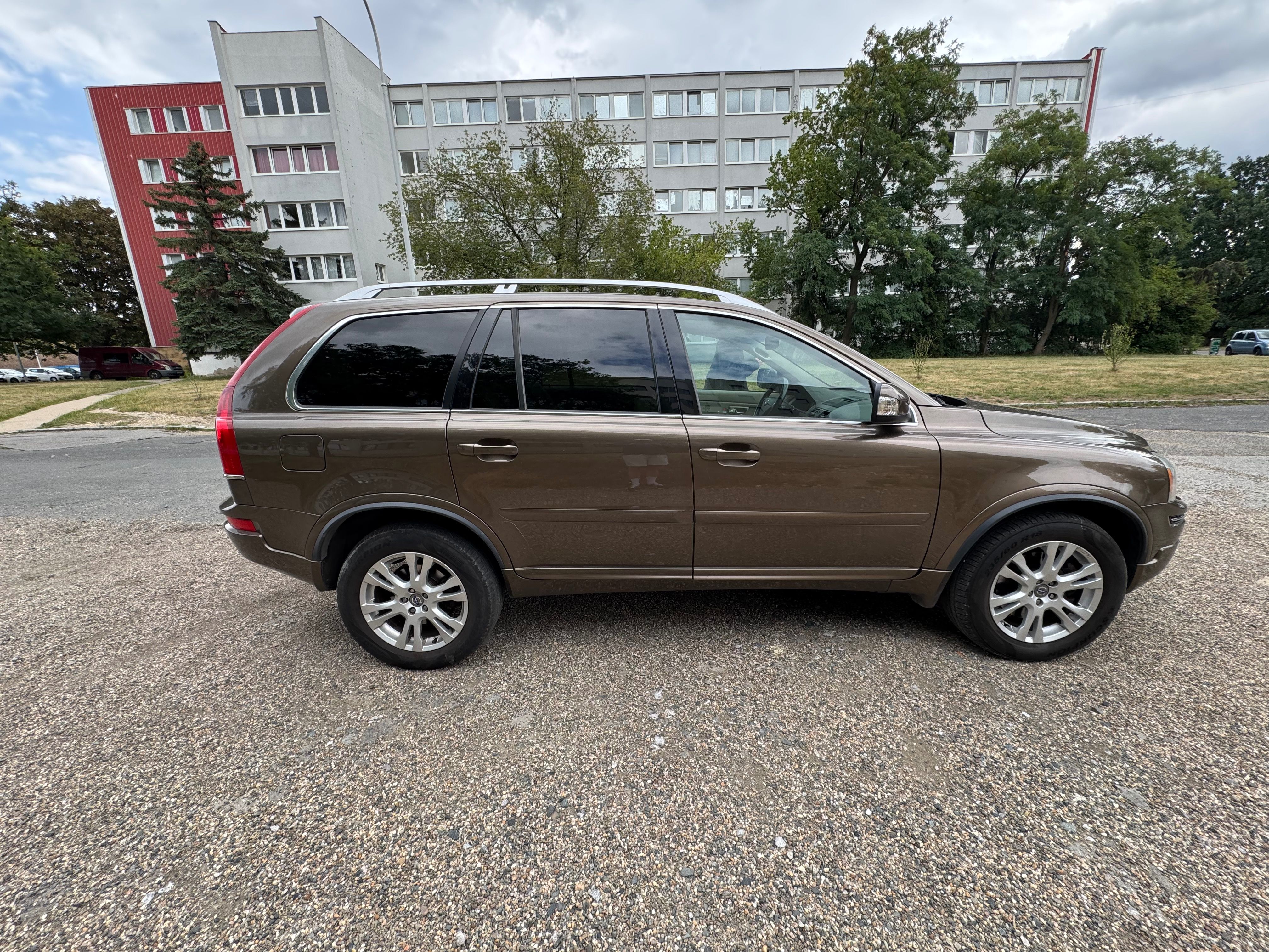 Volvo XC90, 2.4, D5, 7mist, Servisovano - fotka 4