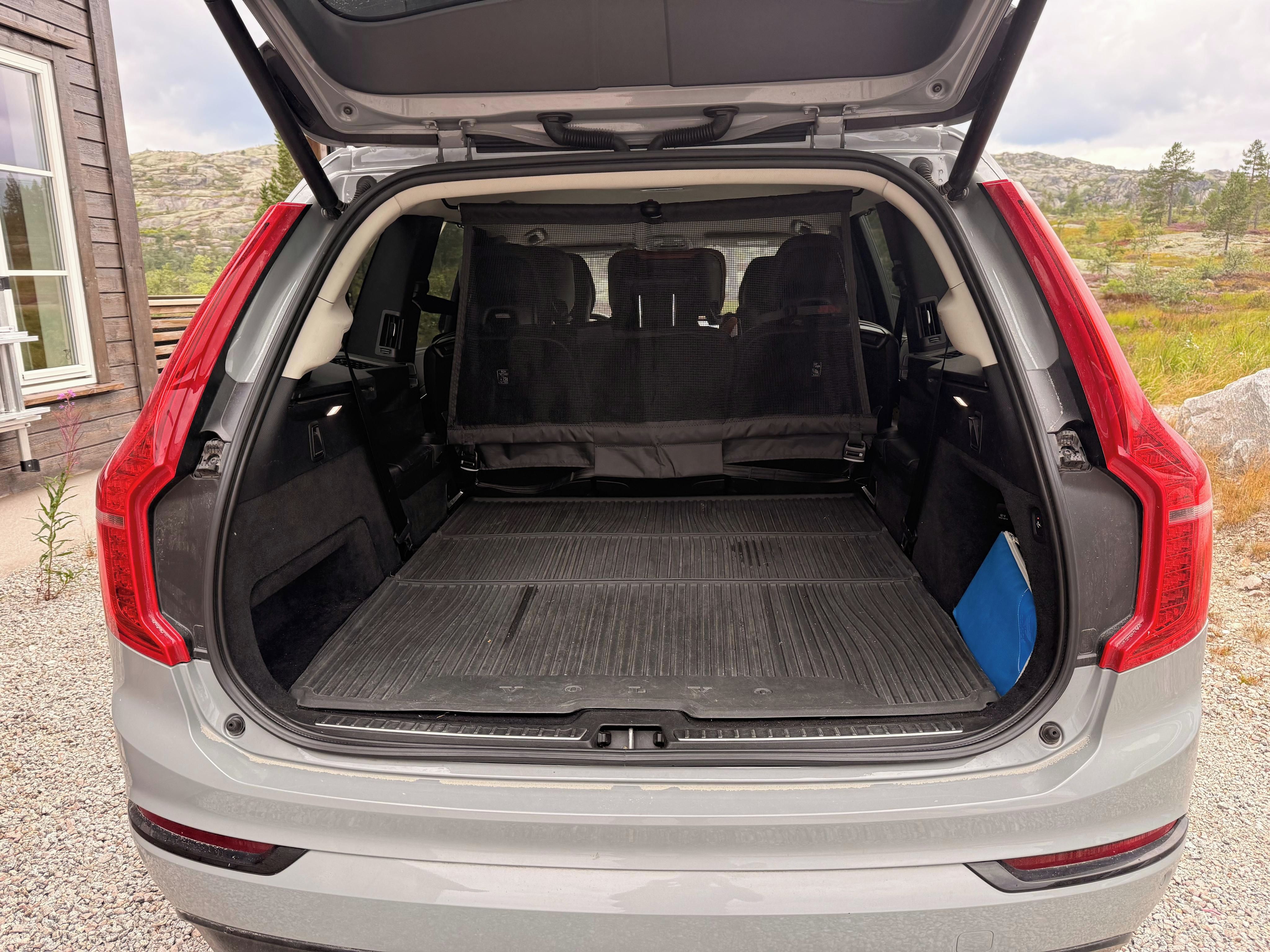 Volvo XC90, Volvo XC90 T8 Recharge AWD - fotka 5