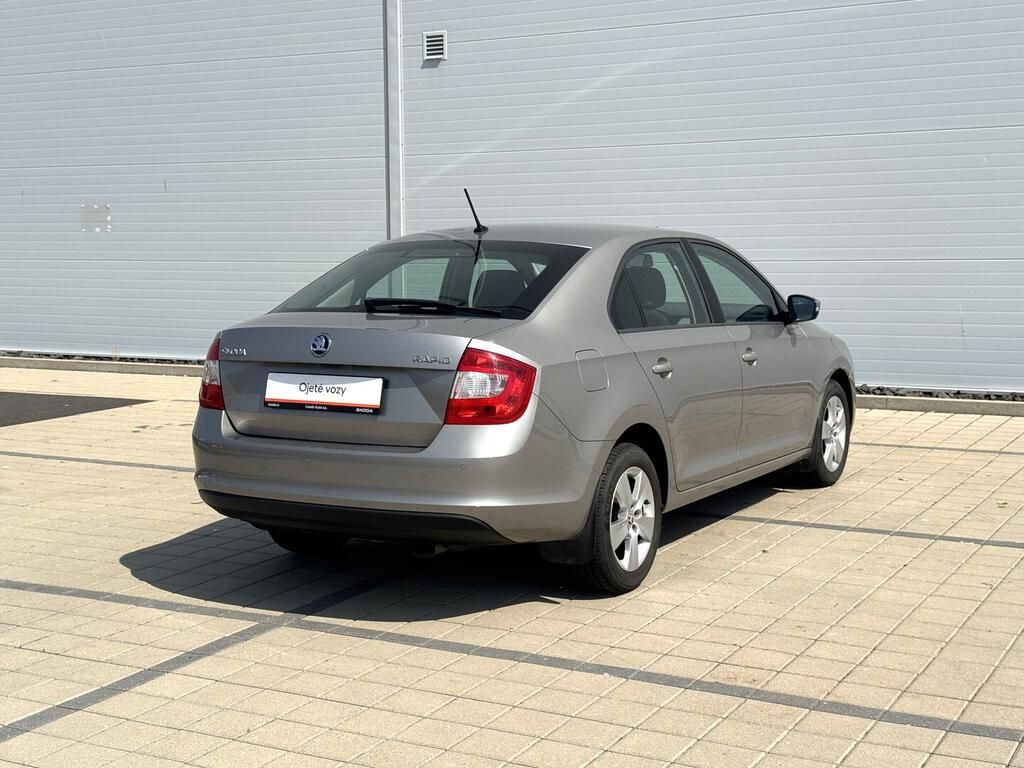 Škoda Rapid, Ambition 1.2 TSI 81 kW - fotka 5