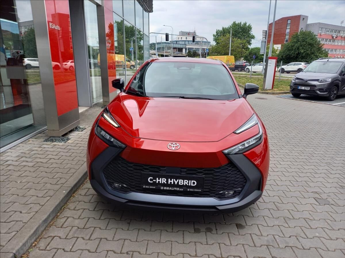 Toyota C-HR, 1,8 Comfort - fotka 2