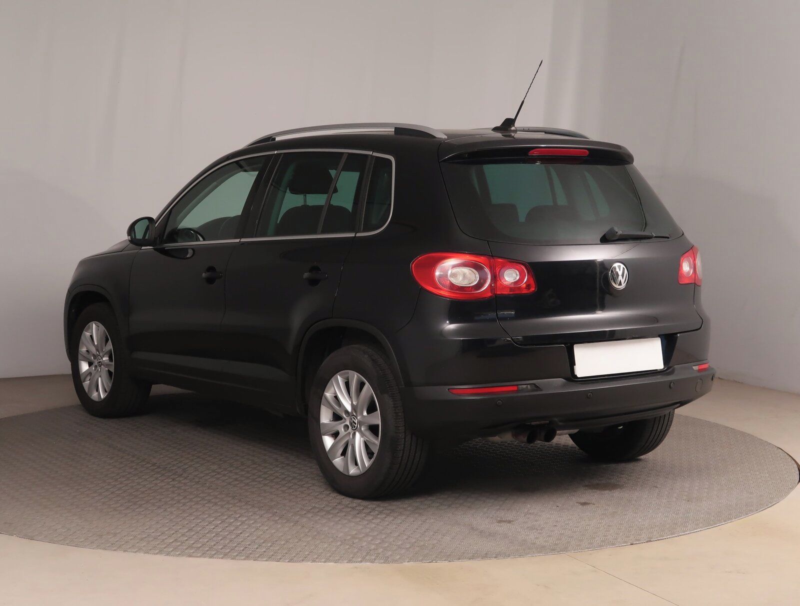 Volkswagen Tiguan, 1.4 TSI, 4X4, Navi - fotka 4