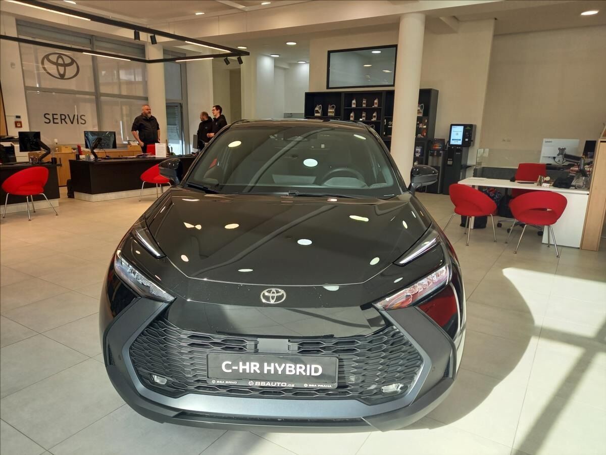 Toyota C-HR, 1,8 Comfort Business - fotka 2